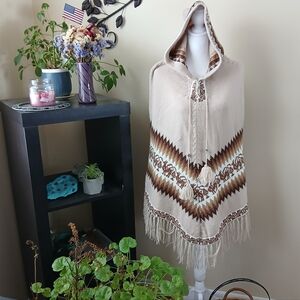 Warehouse Alpaca Yarn Knitwear in Cream